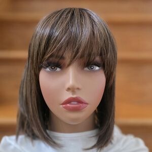 Raquel Welch Classic Cut Bob Wig In Shaded Hazelnut